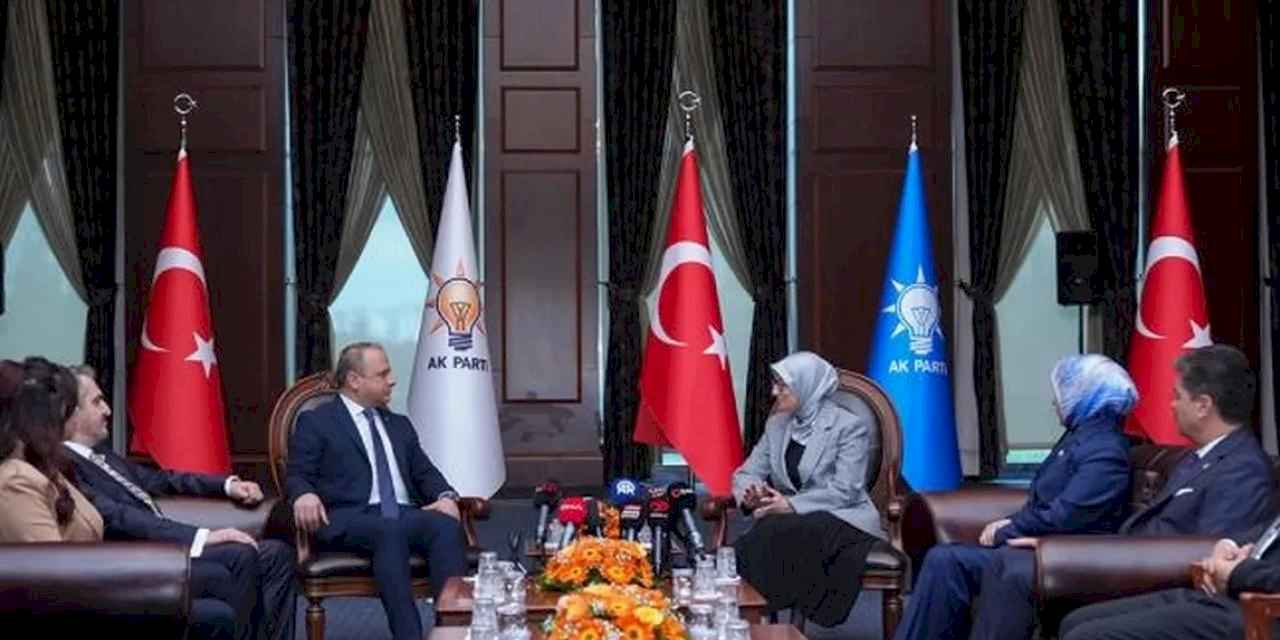 Siyasi partiler bugün bayramlaşacak