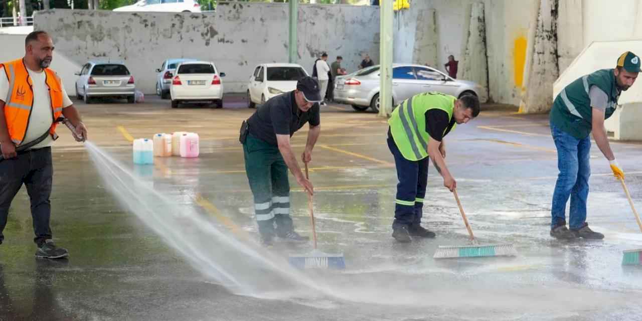 Ankara Keçiören kesim alanlarında temizliği sürüyor
