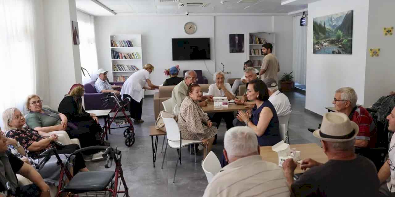 Karabağlar'da Başkan Kınay’dan 'huzurlu' ziyaret