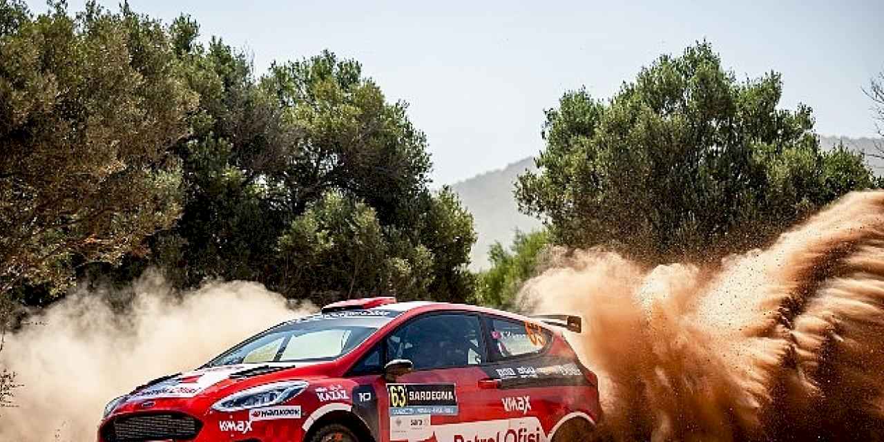 Türkiye'nin en genç ralli şampiyonu Kerem Kazaz, Dünya Ralli Şampiyonası'nın WRC3 kategorisinde 4.'lüğe yükseldi
