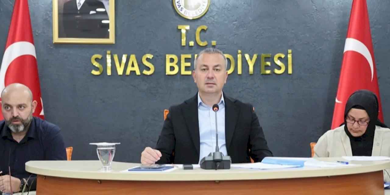 Sivas Belediye Başkanı o iddiaları yanıtladı: Merkezde kene sorunu yok!