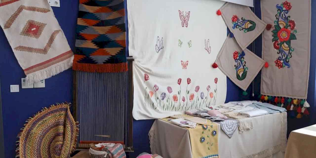 Sakarya Akyazı SAMEK’te yıl sonu sergisi