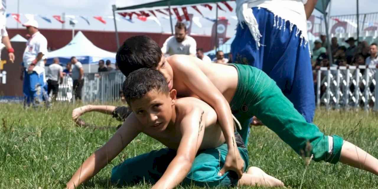 Kocaeli'de pehlivanlar er meydanında