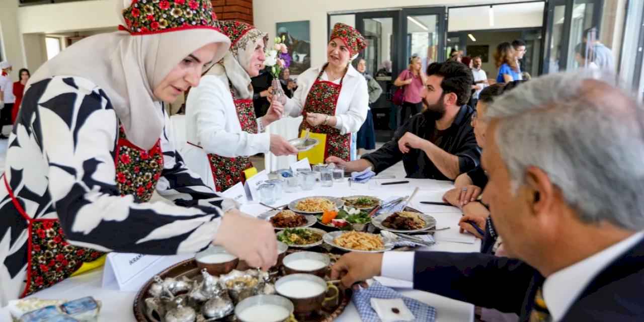 Van’da kadın kooperatifleri arasında yemek yarışması düzenlendi