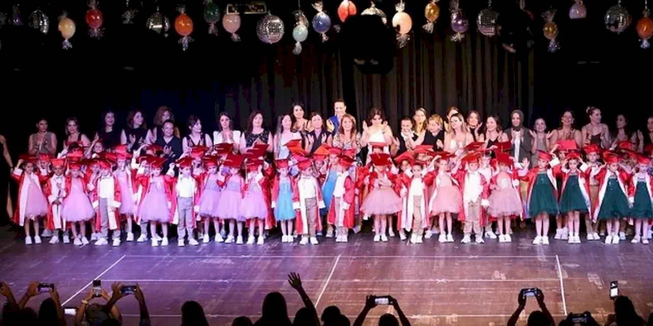 Nar Çiçekleri'nde mezuniyet sevinci