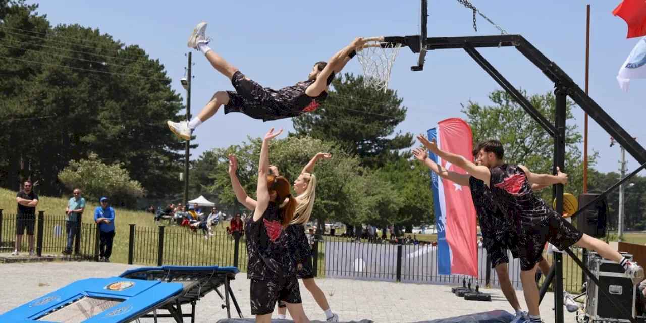 Bursa Uludağ Üniversitesi ailesi 50. yıl pikniğinde