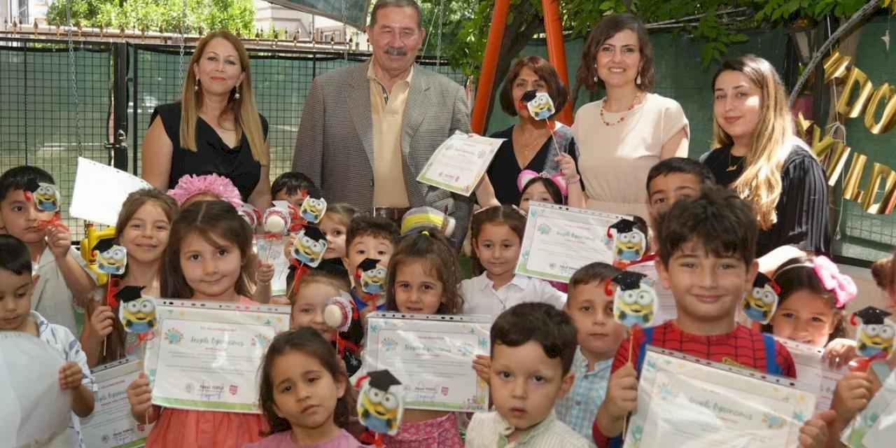 Çocuk Oyun Evi’nde dönemin yıldızları mezun oldu