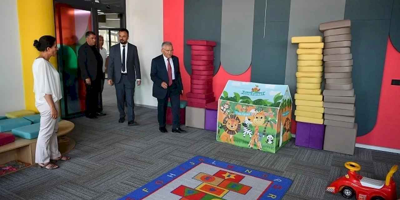 Kayseri Büyükşehir kütüphaneyi hizmete açtı