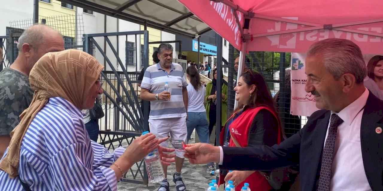 İzmit Belediyesi YKS heyecanına bu yıl da ortak oldu