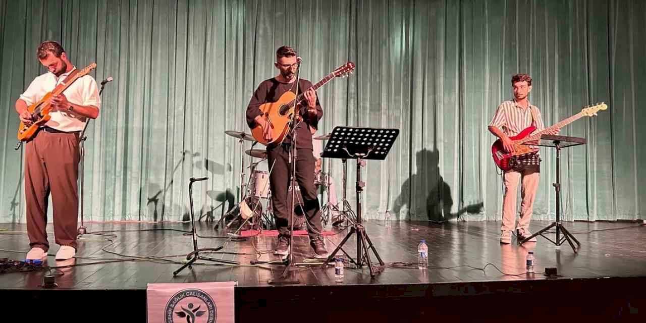 ESÇAD Tiyatro Ekibi’nden 2025’in ilk gösterisi