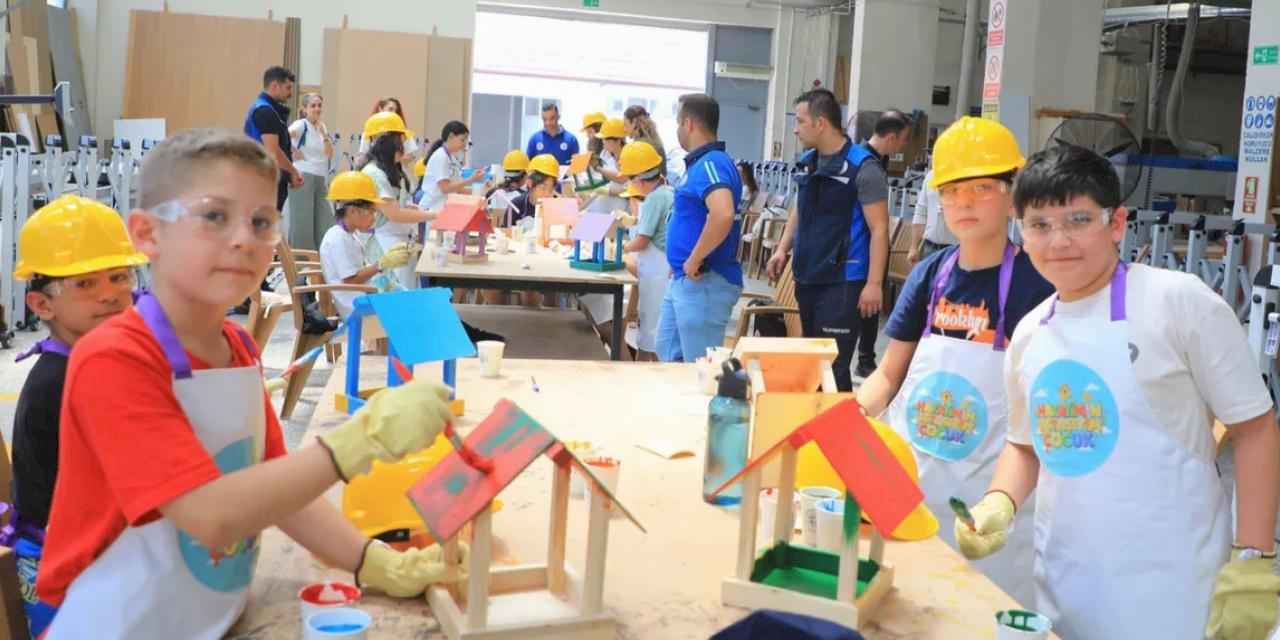 Muğla Büyükşehir'den çocuklara karne sürprizi