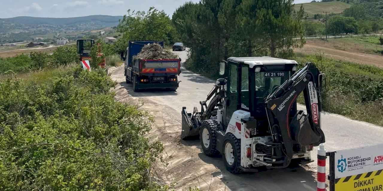 Kocaeli'de Kandıra ve Kartepe’de V kanal temizliği;