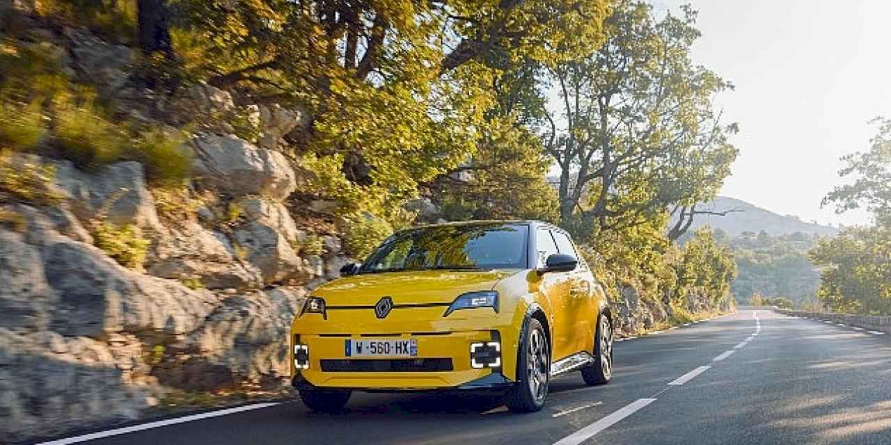 Pop İkonu Geri Döndü: Renault 5 E-Tech Elektrikli Türkiye'de Satışta