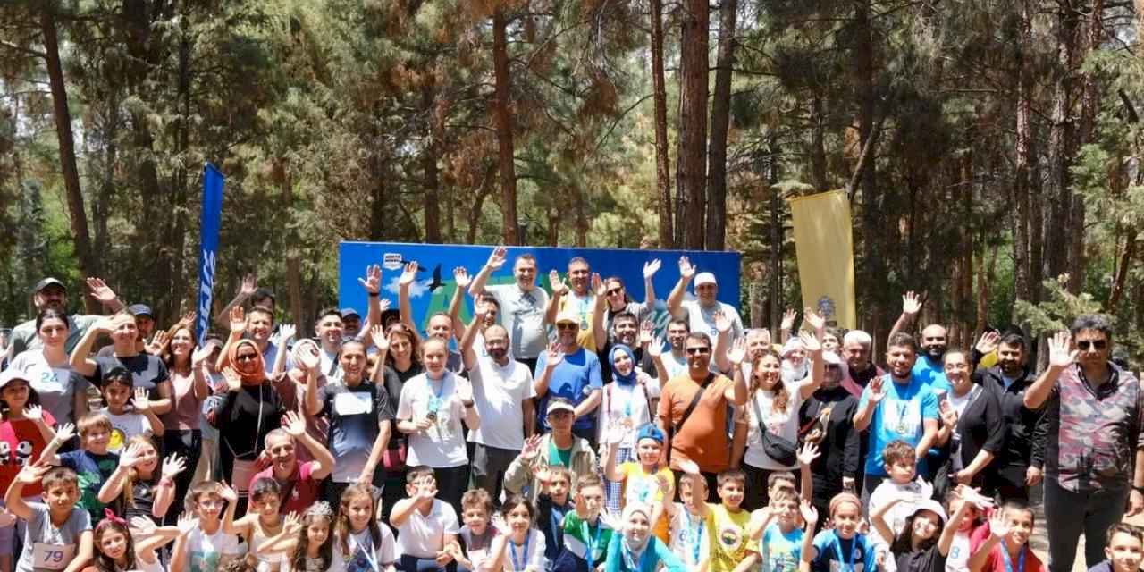 Konya'da Aile Oryantiringi’nde aileler kıyasıya yarıştı