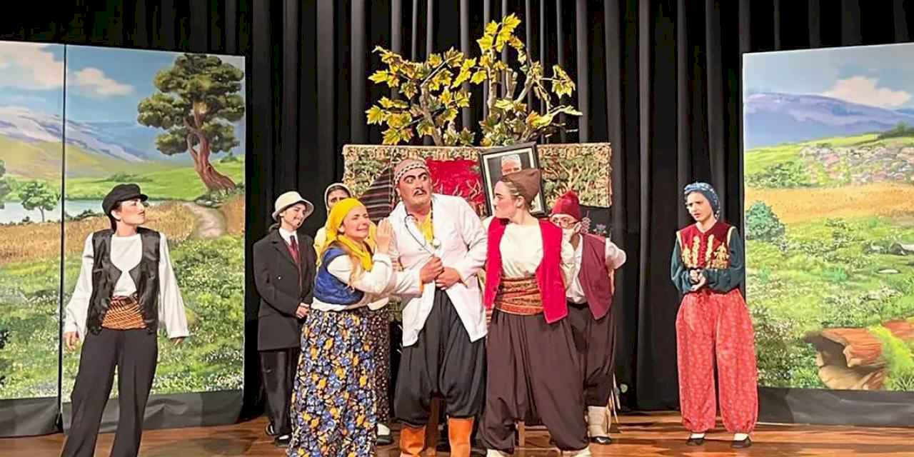 Sakarya Büyükşehir’den tiyatro severlere klasik komedi