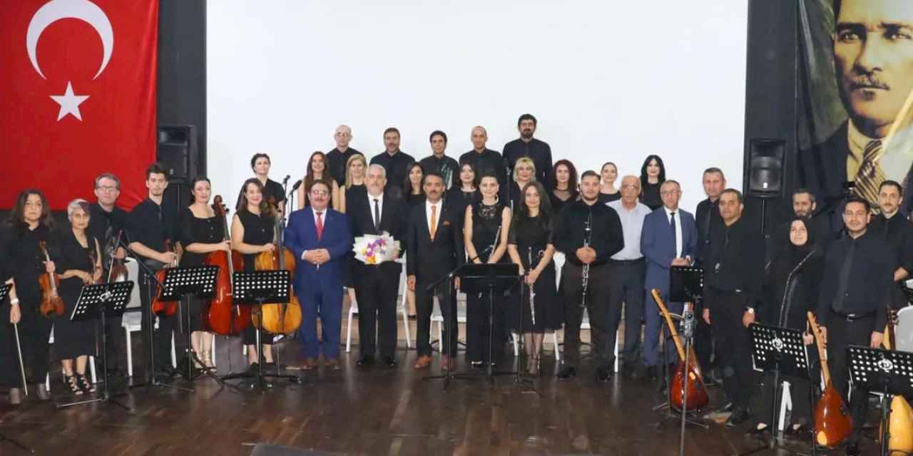 Sakarya Maarif Orkestrası’ndan sanat dolu bir gece daha