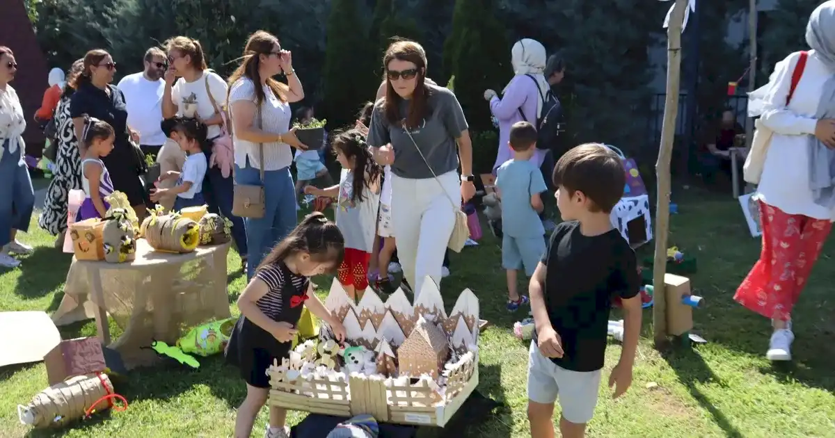 İzmit'te Çınar Çocuk Evleri'nden yılsonu sergisine tam not