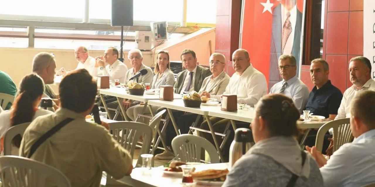 Bursa Osmangazi’de halkla buluşmalar sürüyor