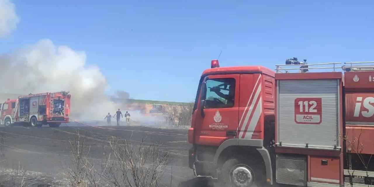 Silivri’de otluk alanda çıkan yangın kontrol altına alındı