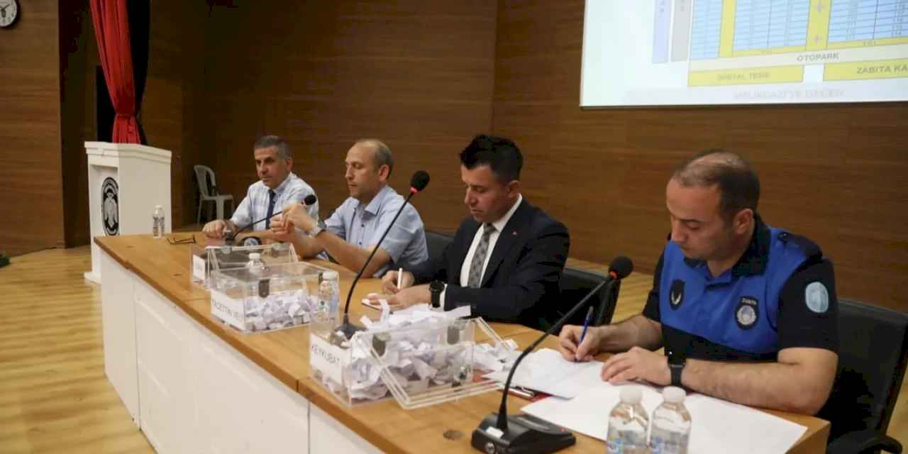 Kayseri Melikgazi'de pazar yeri için kura çekimi