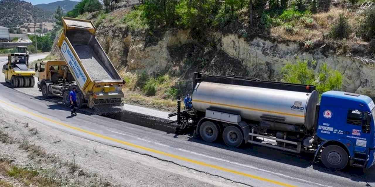 Denizli Büyükşehir’in asfalt mesaisi başladı