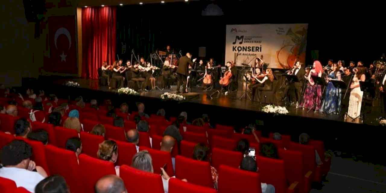 Mersin Kent Orkestrası sezonu alkışlarla kapattı