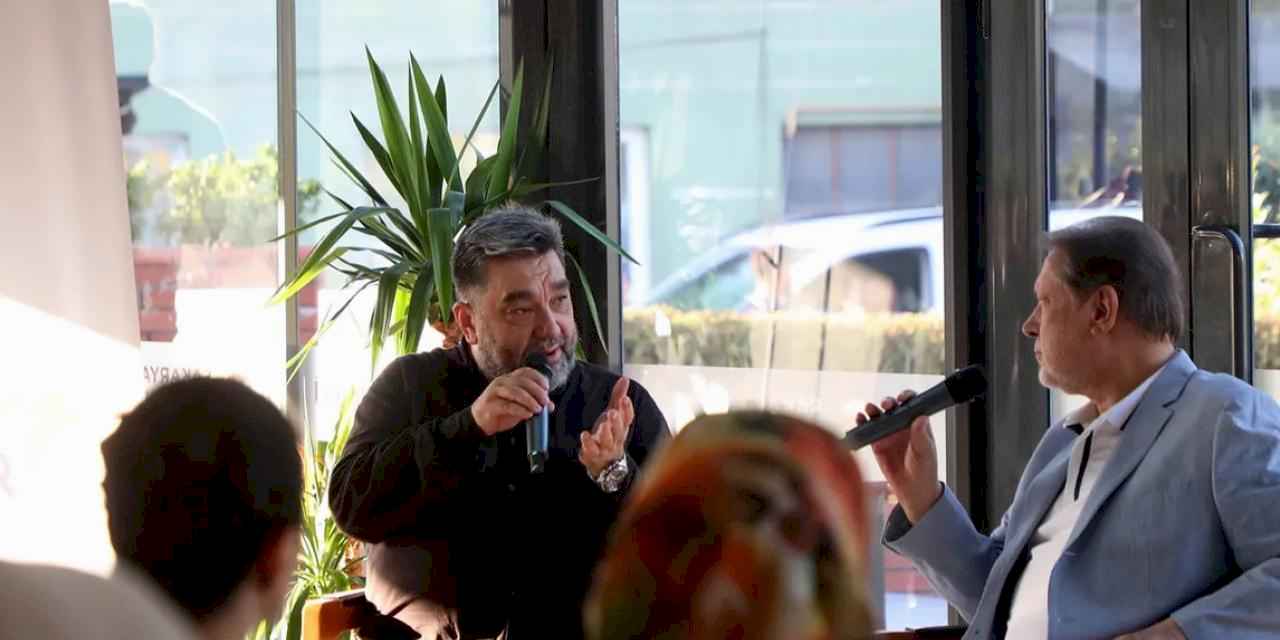 Ahmet Özhan OSM’de sanatseverlerle buluştu