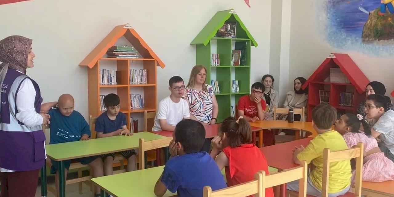 Özel çocuklar İZGİM’de kitaplarla ve el sanatlarıyla tanıştı