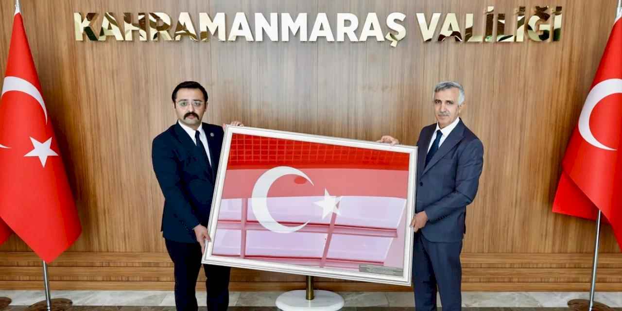 Kahramanmaraş'ta Şahbazlı'dan Vali Ünlüer'e anlamlı hediye
