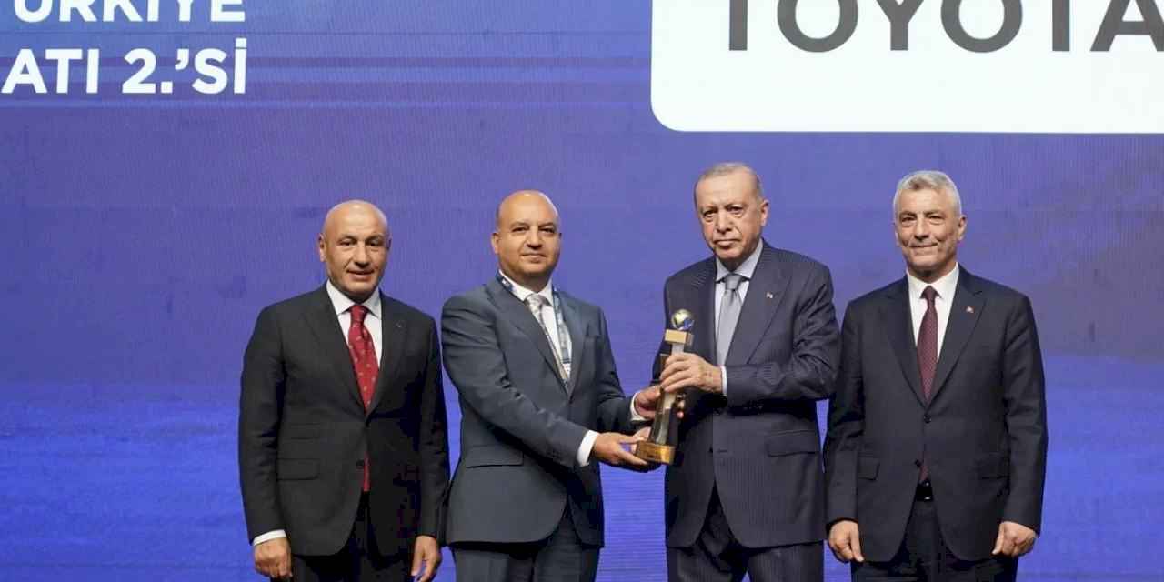 Toyota Türkiye ihracatta şampiyonlar arasında 2'nci oldu