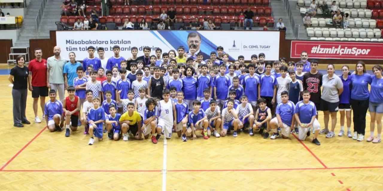 İzmir Büyükşehir’in altyapı seçmelerine büyük ilgi