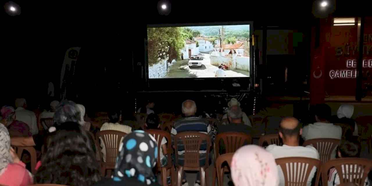 Denizli Çameli’de sinema ve türkü dolu yaz akşamı