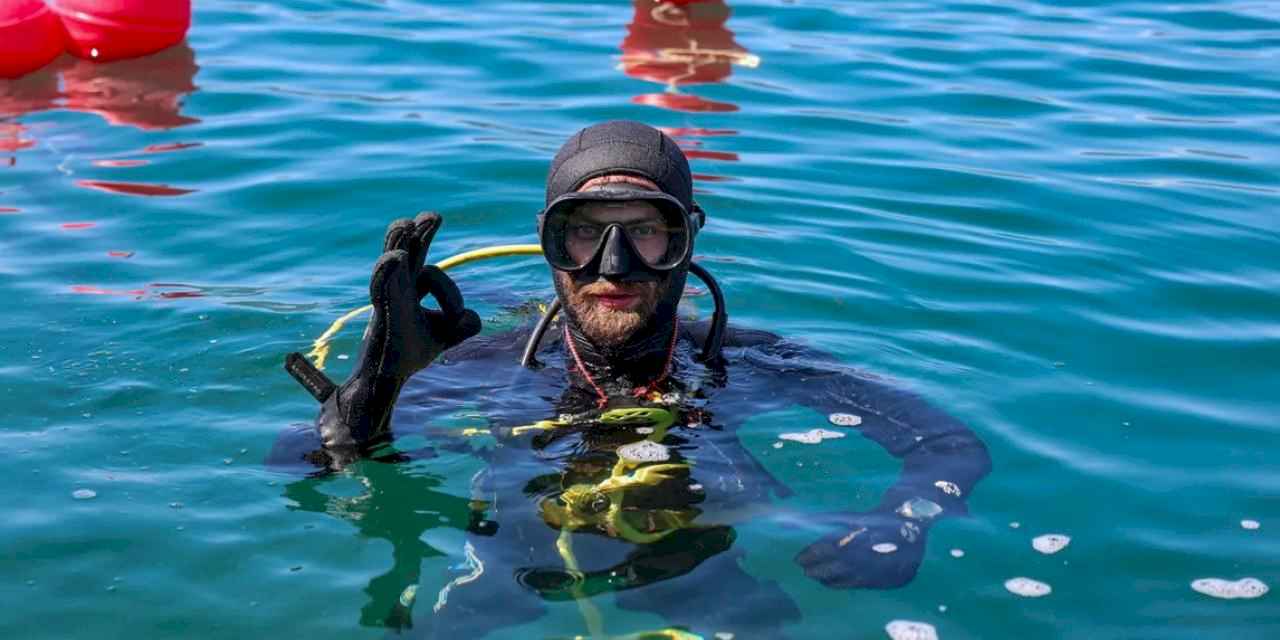 Sakarya'da ana su alma hatlarına dalgıç temizliği