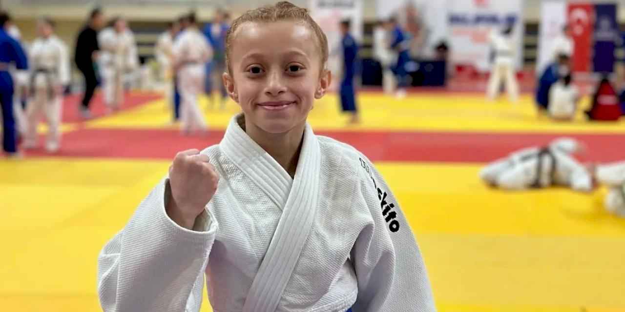 Gülfem Aysima Avrupa yolunda