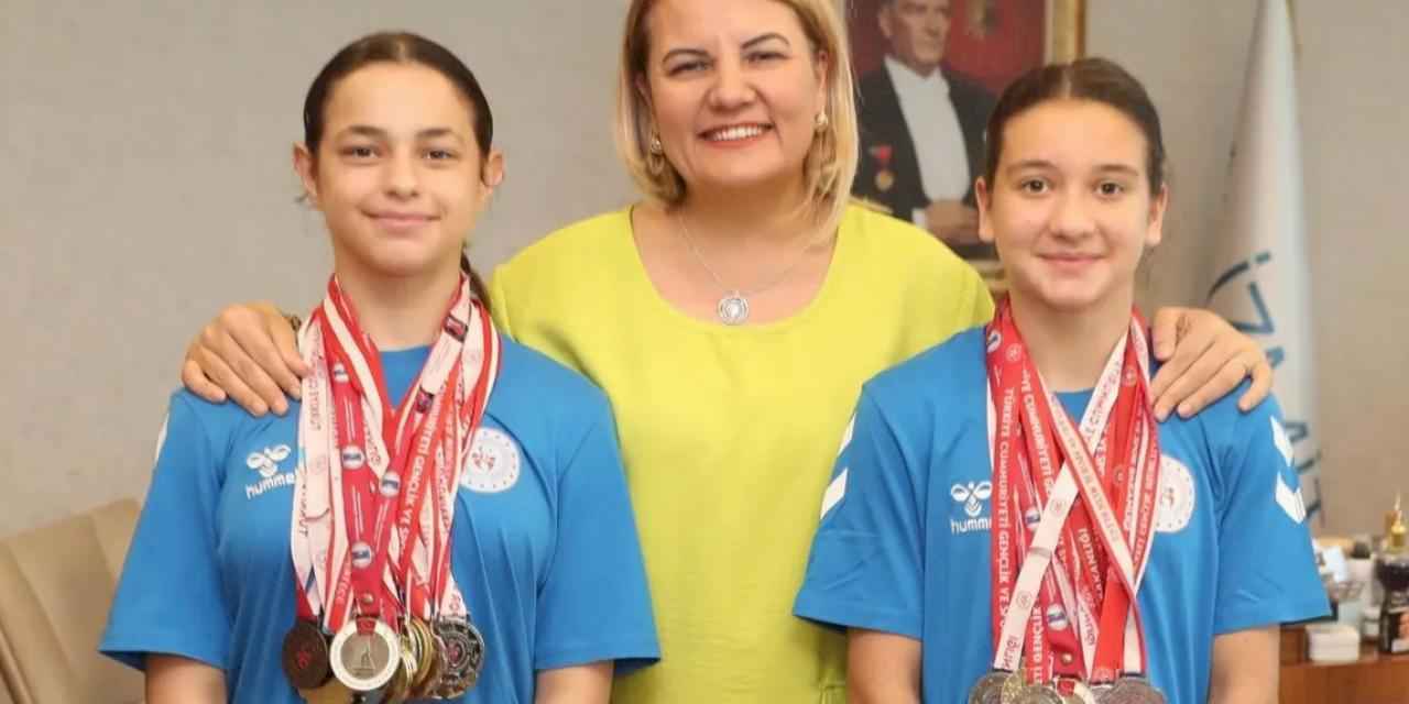 İzmitli genç cimnastikçiler Türkiye ikincisi oldu