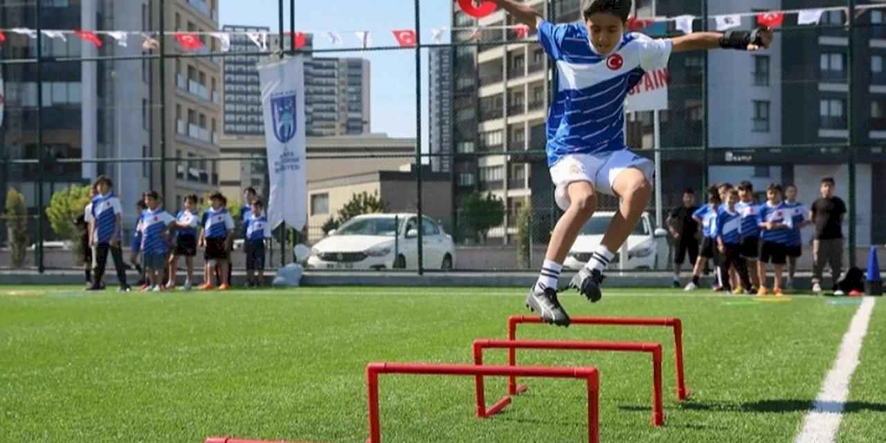 ABB'den çocuklara ücretsiz futbol yaz kursu