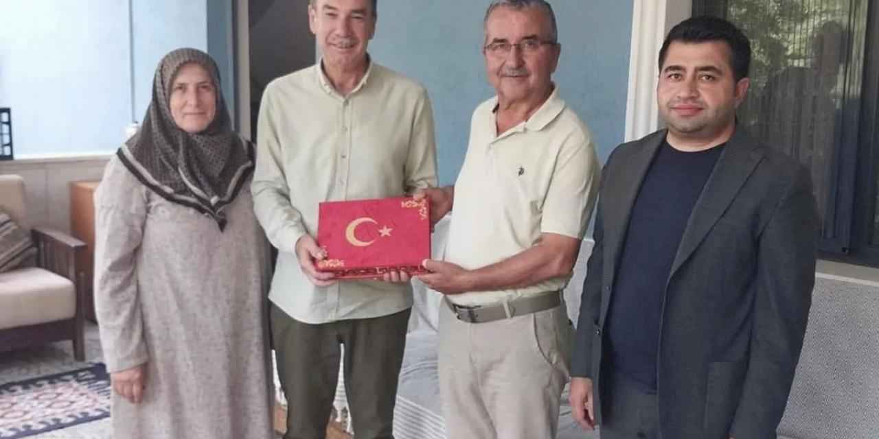 İzmit Belediyesi'nden hacı muhtarlara ziyaret