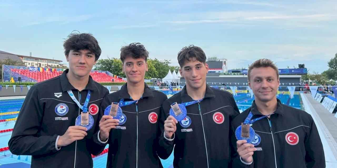 Bursalı yüzücü Özgür Yonca, Avrupa üçüncüsü