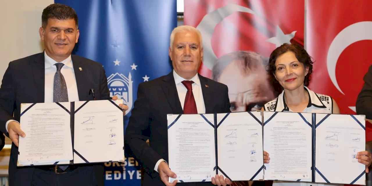 Bursa Büyükşehir'de toplu sözleşme için imzalar atıldı