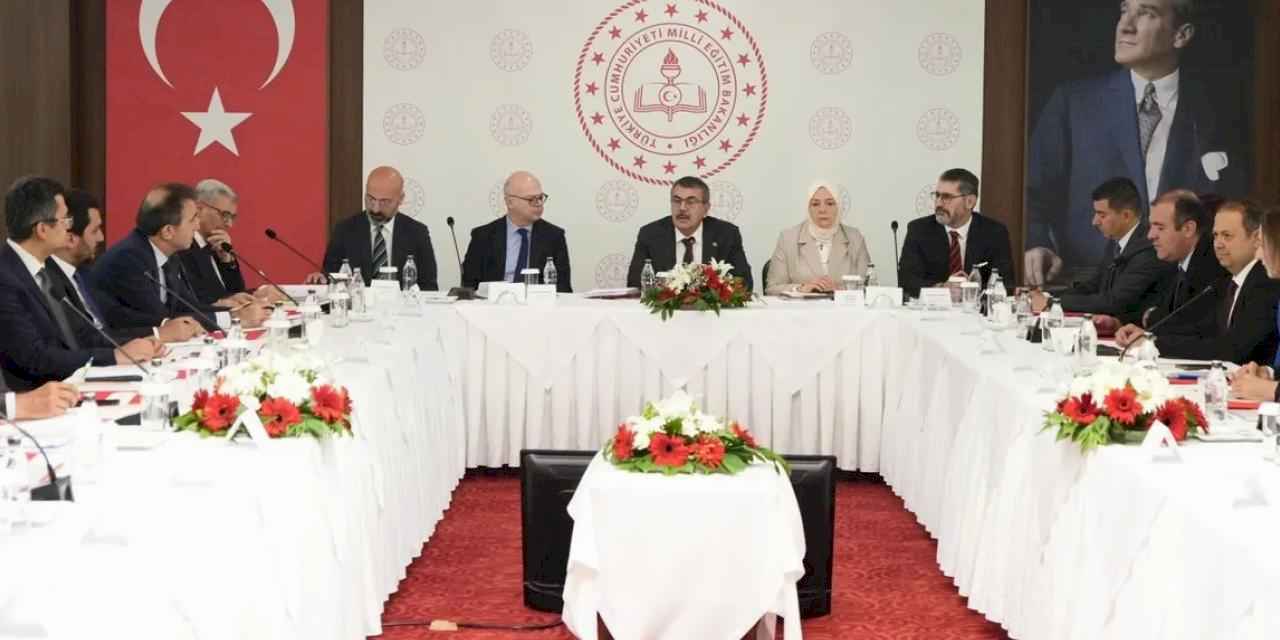 Türkiye-Sri Lanka iş birliği toplantısı Ankara’da gerçekleştirildi