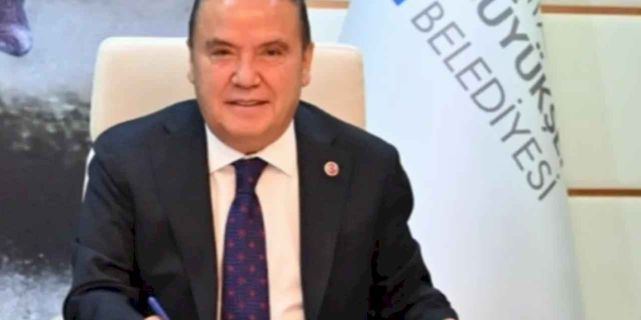 Muhittin Böcek görevden uzaklaştırıldı