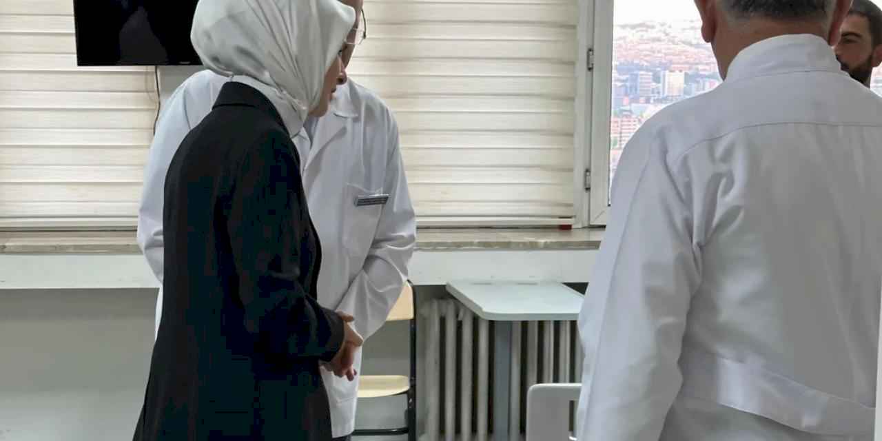 Bakan Göktaş, metan gazından zehirlenen askerleri GATA’da ziyaret etti