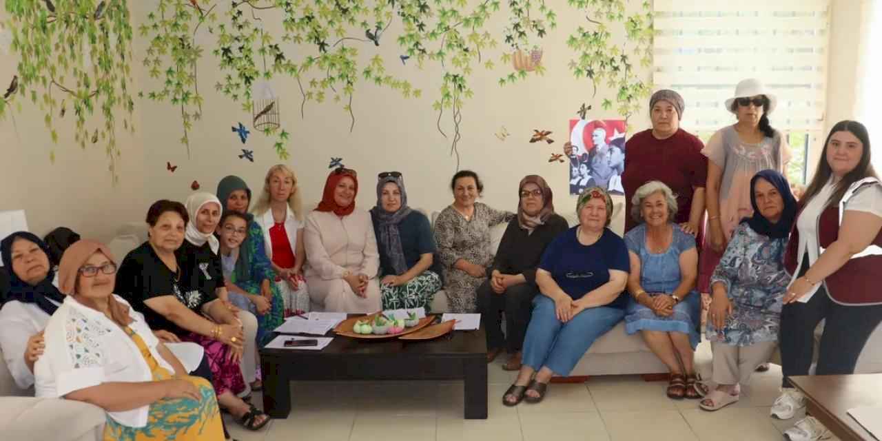 İzmit’te 50 yaş üzeri vatandaşlara 'Asırlık' destek