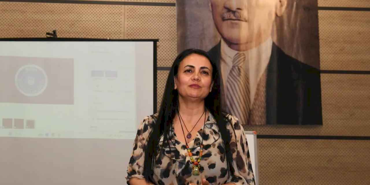 Bursa Osmangazi'de Belediye personeline farkındalık eğitimi