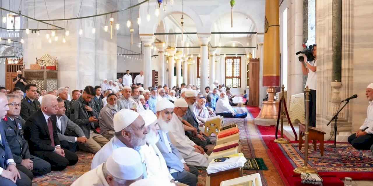 İstanbul’da 15 Temmuz Şehitleri için mevlid