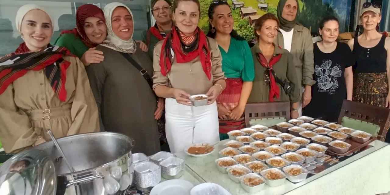 Trabzonlular Derneğinden  aşure ikramı