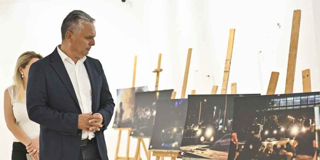 Antalya Muratpaşa’da 15 Temmuz anısına fotoğraf sergisi