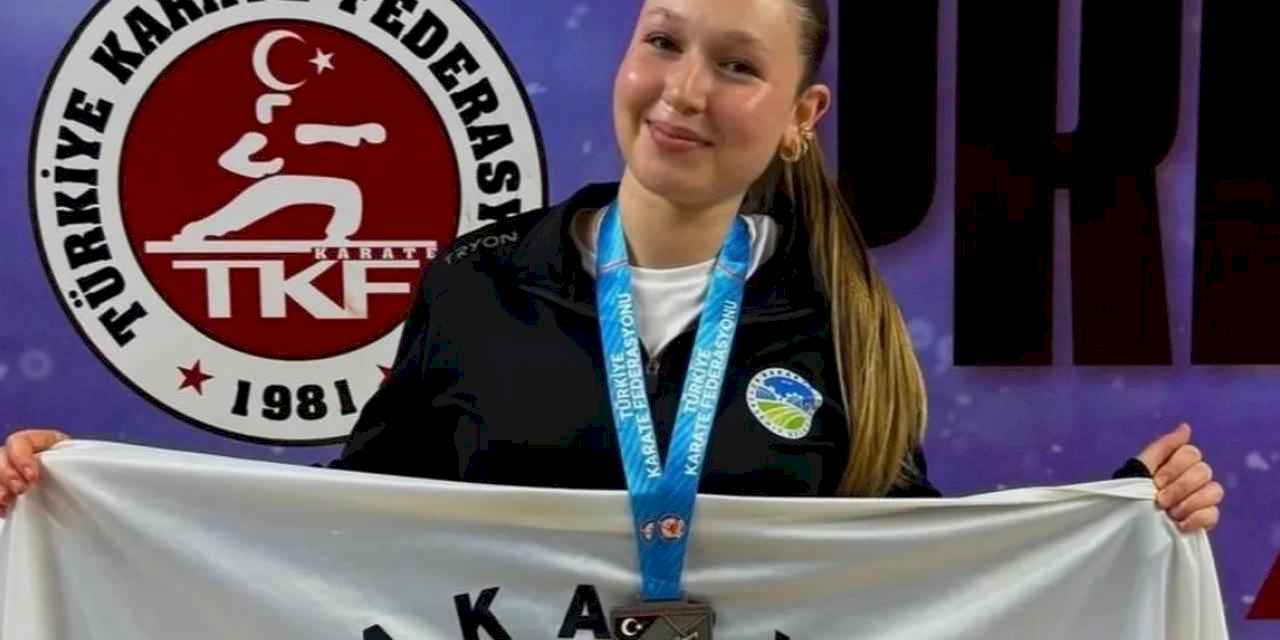 Sakaryalı sporcularından en özel dereceler