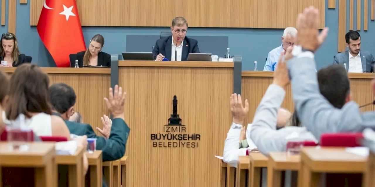 Başkan Tugay: Yangının yaralarını birlikte saracağız