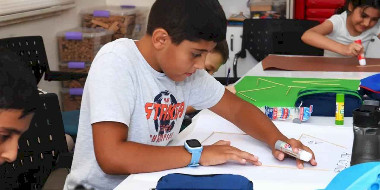 Denizli Büyükşehir Belediyesi’nden çalışan ailelere büyük destek